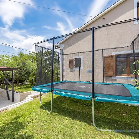 Family Retreat House Begonija With Pool And Bbq *