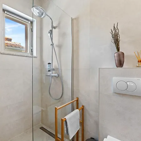 Family Retreat House Begonija With Pool And Bbq * Burići