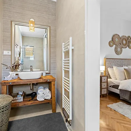 Family Retreat House Begonija With Pool And Bbq Vila