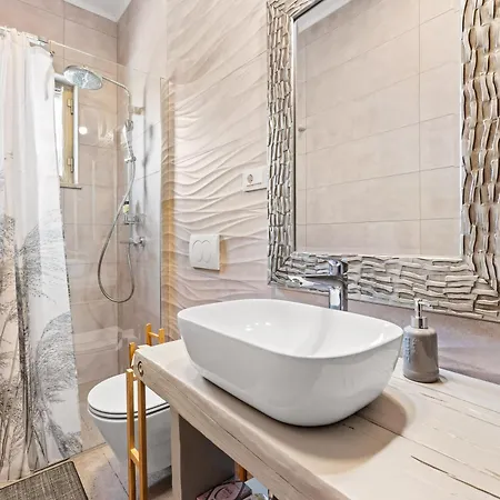 Family Retreat House Begonija With Pool And Bbq Vila